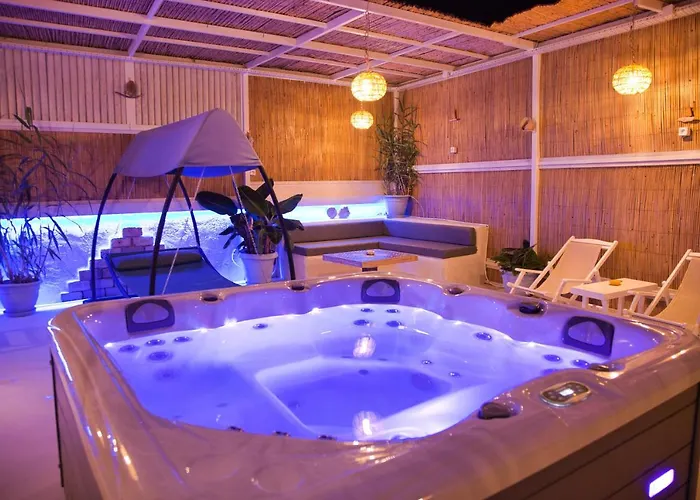Porfyra Suite & Spa 1