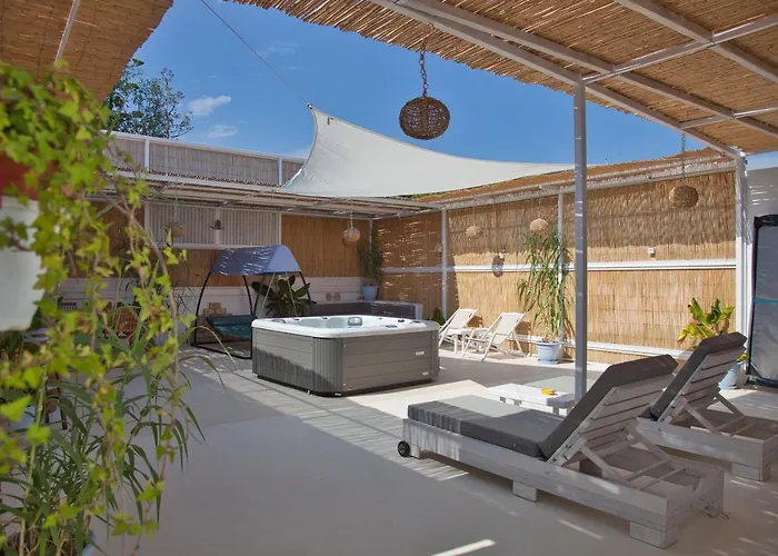 Porfyra Suite & Spa 1